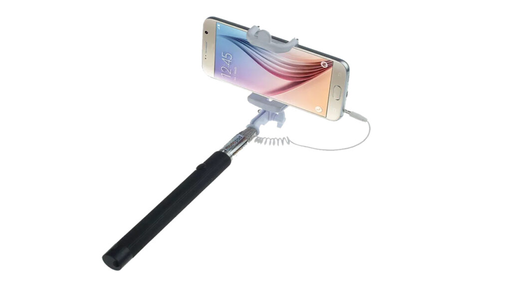 Long-Foldable-Wired-Remote-Selfie-Stick